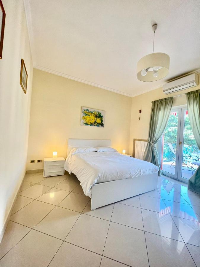 Short-Lets D33, Part Of The House Is Available For Short-Term Rentals In Sorrento Center Luaran gambar