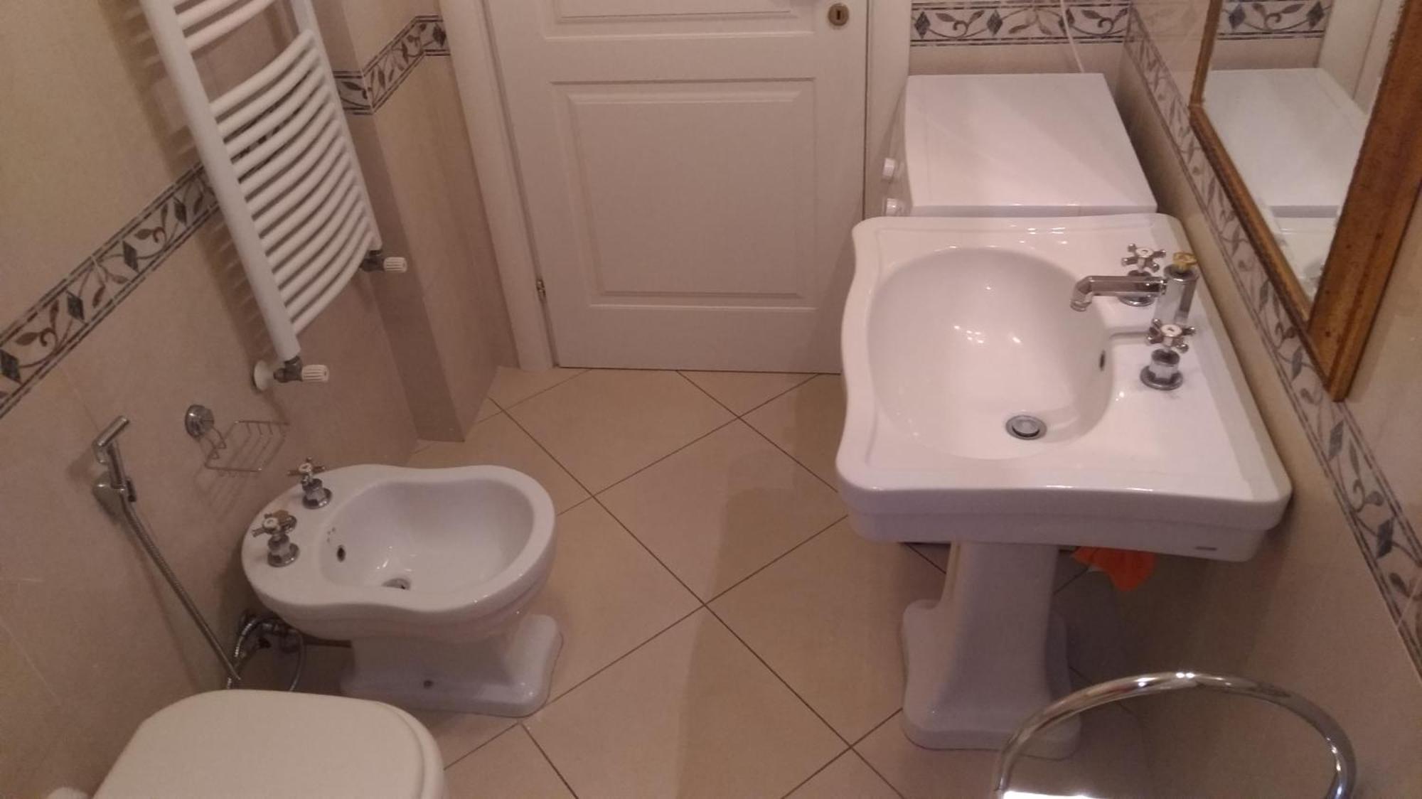 Short-Lets D33, Part Of The House Is Available For Short-Term Rentals In Sorrento Center Luaran gambar