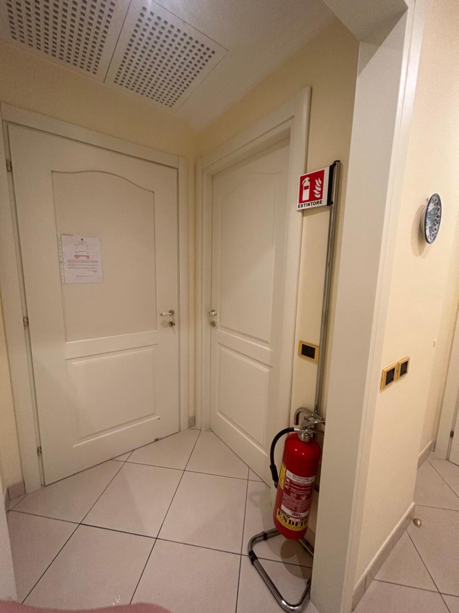 Short-Lets D33, Part Of The House Is Available For Short-Term Rentals In Sorrento Center Luaran gambar