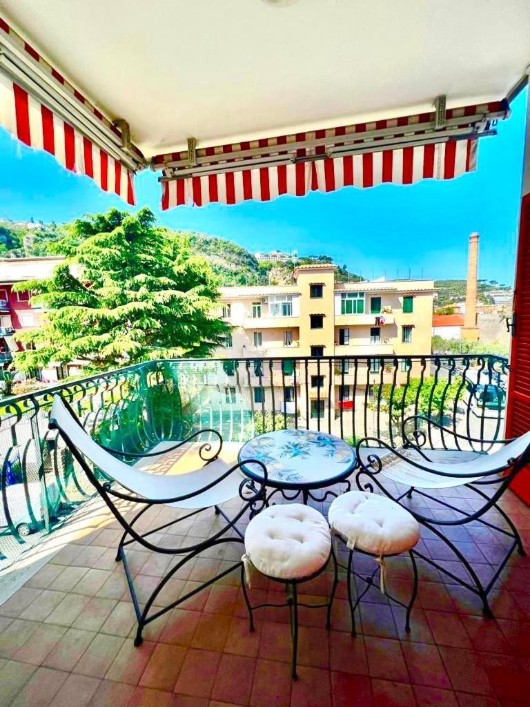 Short-Lets D33, Part Of The House Is Available For Short-Term Rentals In Sorrento Center Luaran gambar